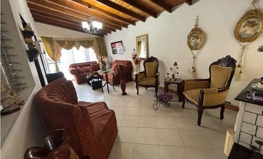 Casa Bifamiliar en venta en  Cabañas Bello