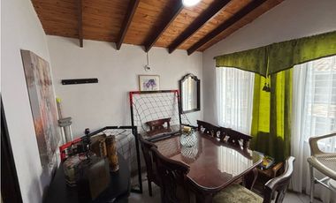 Casa Bifamiliar en venta en  Cabañas Bello