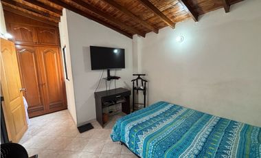 Casa Bifamiliar en venta en  Cabañas Bello