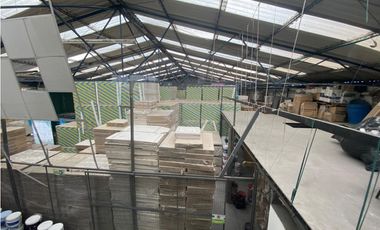 LOCAL VITRINA EN ARRIENDO, PALOQUEMAO