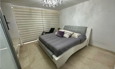 CASA DE CONJUNTO EN SECTOR LA CASTELLANA EN VENTA