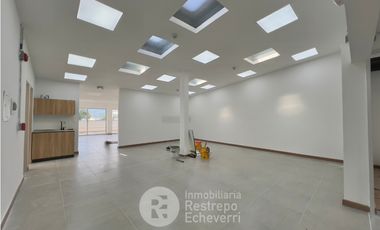 Casa Comercial  en arriendo, barrio Belén, Manizales