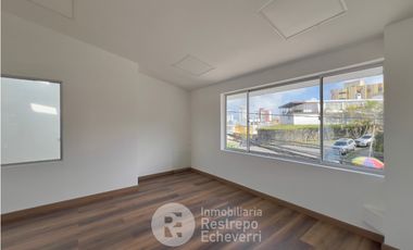 Casa Comercial  en arriendo, barrio Belén, Manizales