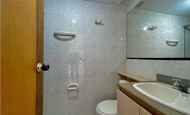 Apartamento en envigado cerca a la avenida Poblado