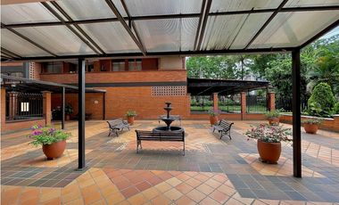 Apartamento en envigado cerca a la avenida Poblado
