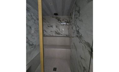 Casa en Venta con piscina, Poblado San Lucas en Medellín