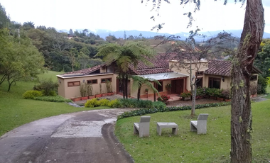 Villa en Arriendo en La Ceja
