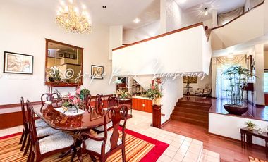 Casa en venta en Bugambilias