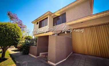 Casa en venta en Bugambilias