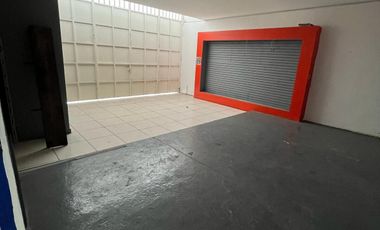 Renta de bodega cerca de Av. Periodismo