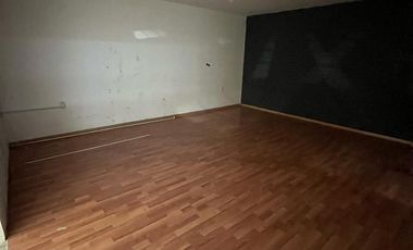 Renta de bodega cerca de Av. Periodismo