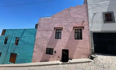 Casa en venta Cerca del Centro del San Miguel de Allende – Jardín y Terraza
