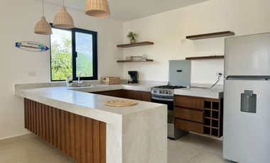 CASA EN VENTA EN LAS PLAYAS DE CHICXULUB PUERTO, AMPLIO
