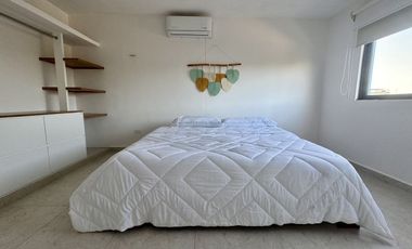 CASA EN VENTA EN LAS PLAYAS DE CHICXULUB PUERTO, AMPLIO