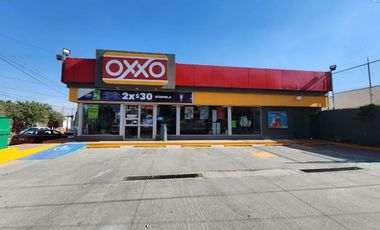 TERRENO CON OXXO EN VENTA