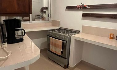Venta de casa con amplio terreno en Puerto Morelos