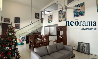 Venta de casa con amplio terreno en Puerto Morelos