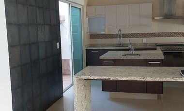SE RENTA CASA EN PRIVADA $36,000.00
