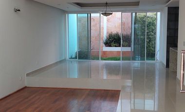 CASA EN RENTA PRIVADA EN CENTRO SUR