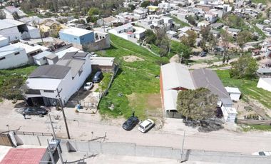 Terreno en venta en Jardines de la Gloria cerca de Cuauhtemoc Sur