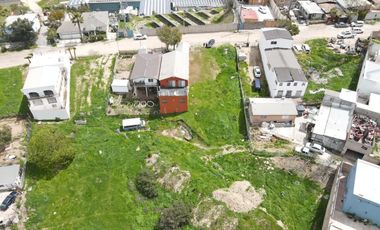 Terreno en venta en Jardines de la Gloria cerca de Cuauhtemoc Sur