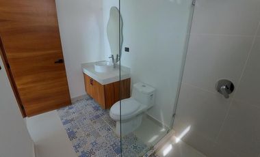 CASA TIPO VILLA EN VENTA EN CONKAL, CON ALBERCA, MERIDA YUCATAN