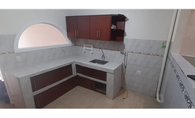 ALQUILER DE CASA 1er PISO  BARRIO OASIS DE COMFANDI