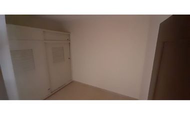 ALQUILER DE CASA 1er PISO  BARRIO OASIS DE COMFANDI