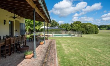Venta Casa en Centauros Country Club | VCO Propiedades