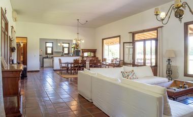 Venta Casa en Centauros Country Club | VCO Propiedades