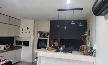 Casa en venta de dos dormitorios en Vista Alegre Sur