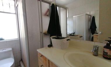 BUENA CASA IDEAL REMODELAR CERCANA COLEGIO MANQUEHUE