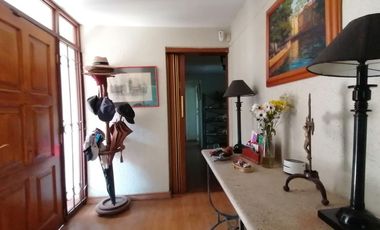 BUENA CASA IDEAL REMODELAR CERCANA COLEGIO MANQUEHUE