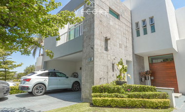 CASA EN VENTA EN OLIVOS RESIDENCIAL, ZONA REAL, ZAPOPAN