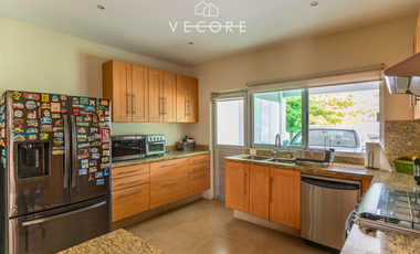 CASA EN VENTA EN OLIVOS RESIDENCIAL, ZONA REAL, ZAPOPAN