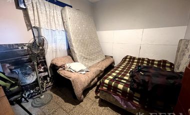 Venta casa 3 ambientes con cochera en Quilmes Oeste