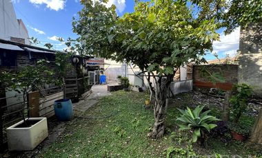 Venta casa 3 ambientes con cochera en Quilmes Oeste