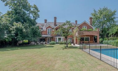 Impecable casa en venta en Las Lomas de San Isidro