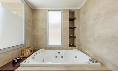 Casa en Venta 412m² · 5 ambientes 2 cocheras con Piscina en Barrio Palos Verdes Fisherton