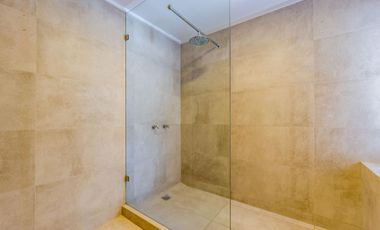 Casa en Venta 412m² · 5 ambientes 2 cocheras con Piscina en Barrio Palos Verdes Fisherton