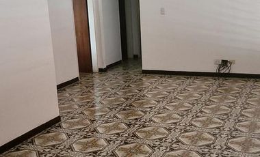 Semipiso en exc zona   2 cocheras   3 dorm   3 baños - Apto Permuta en Canning!!