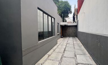 CASA EN VENTA EN NICOLÁS SAN JUAN ¡ATENCIÓN DESARROLLADORES!