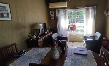 CHALET 3 AMBIENTES A MTS DE AV. H. YRIGOYEN