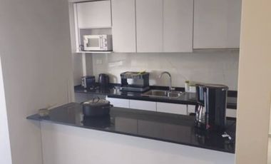 Departamento amoblado 1 dormitorio con cochera en alquiler