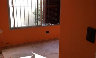 Casa en  Muy Buen Estado - ¡¡¡¡ VENTA DIRECTA !!!!