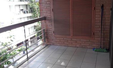2 amb. al frente. Cochera.  Dorm. Suite, Balcón aterrazado. Amenities