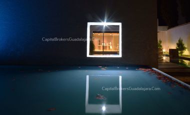Casa en Colinas de San Javier de Lujo con alberca en Venta