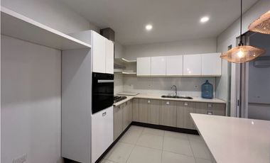 Se arrienda apartamento en Bavaria, Santa Marta
