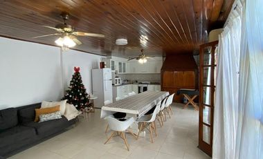 espectacular casa en alquiler lujan francia 1326
