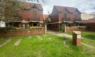 Dúplex en venta - 2 Dormitorios 2 Baños - 42Mts2 - Villa Gesell